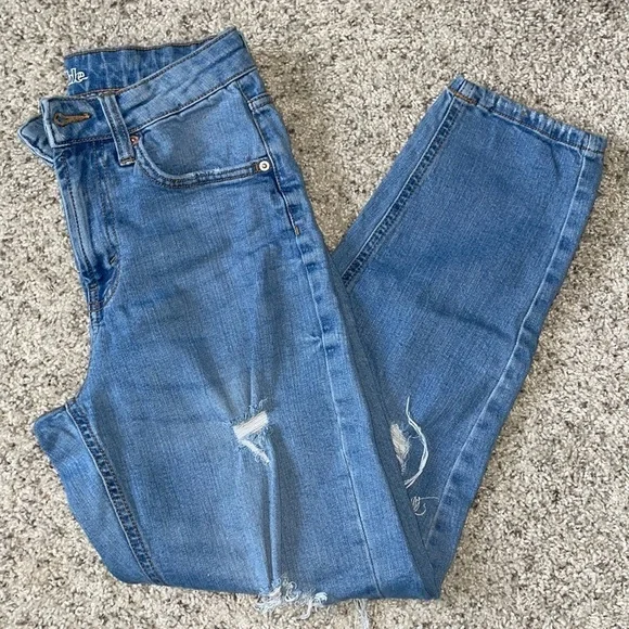 WILD FABLE cropped distressed ripped blue jeans in women’s size 00 - Picture 8 of 8